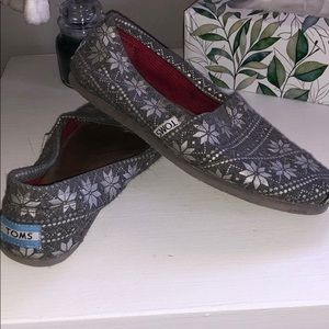 TOMS Shoes